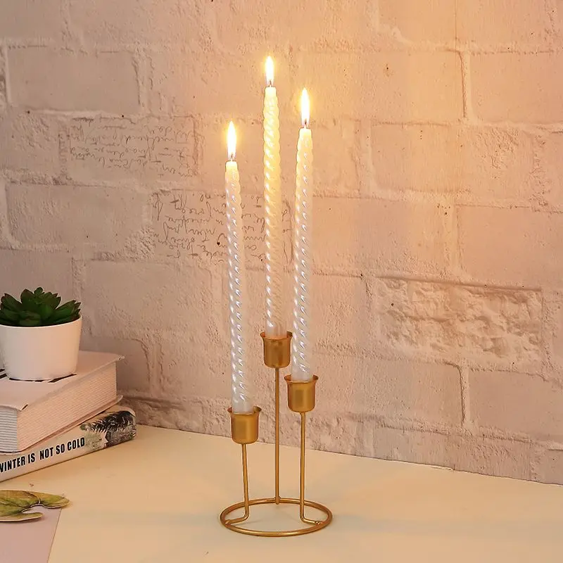 

Nordic Metallic Gold Retro Light Luxury Romantic Table Candlelight Dinner Prop Small Candle Stand Tall Candle Holder Candle Lamp