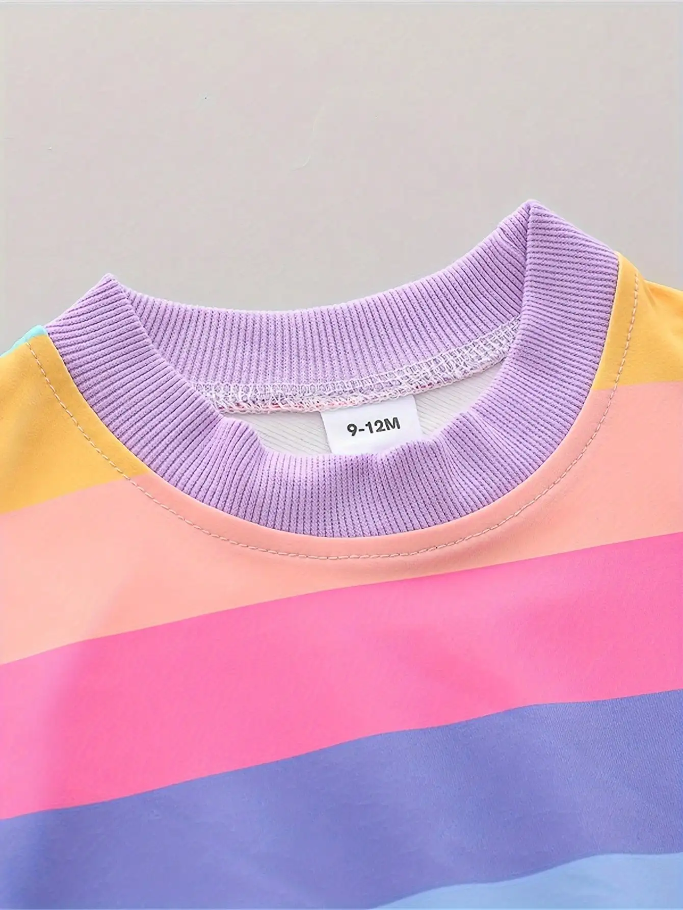 Modisches Kinder-Outfit-Set Frühling Herbst Bunte Streifen Rundhals Langarm Lange Hose Ensemble für Kinder – Detail 3