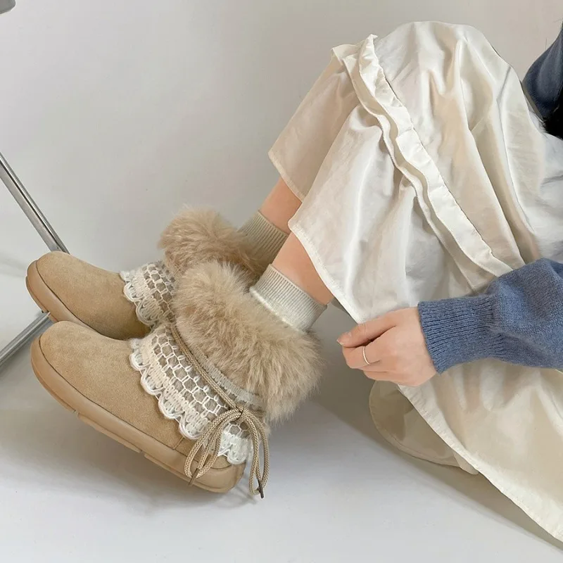الصوف الدافئة سميكة سوليد حذاء الثلوج للنساء 2025New الشتاء موضة النسخة الكورية المضادة للانزلاق سميكة الصوف أحذية قطنية للنساء