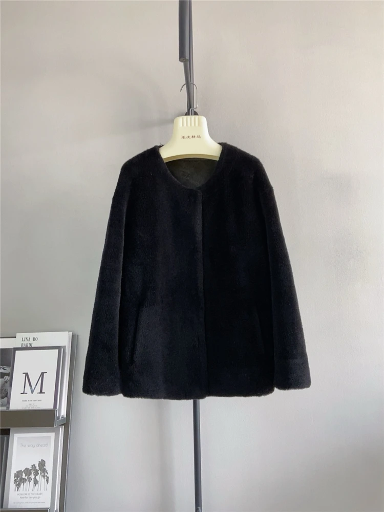 Pure wool round neck short style large particle wool jacket, small stature sheep shearing velvet composite fur integrated autumn