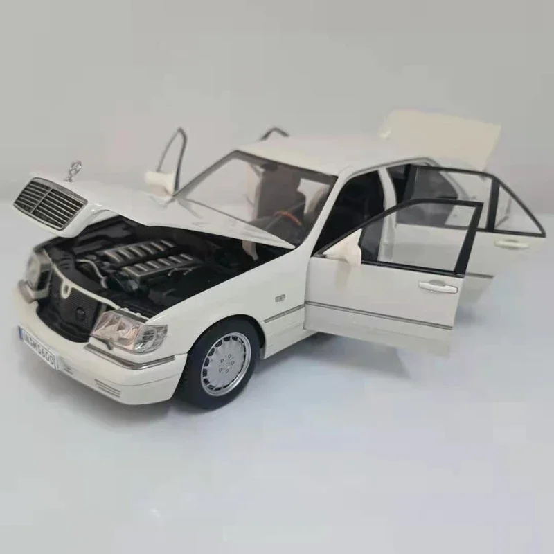 1:18 1990 Mercedes-Benz S600 W140 Alta Simulazione Pressofuso Auto In Lega di Metallo Modello Decorazione Auto display regali di raccolta