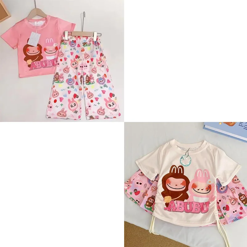 Ropa creativa de Labubu de dibujos animados para niña, traje de manga corta de verano, camiseta estampada bonita, pantalones de pierna ancha, traje informal, novedad de 2025