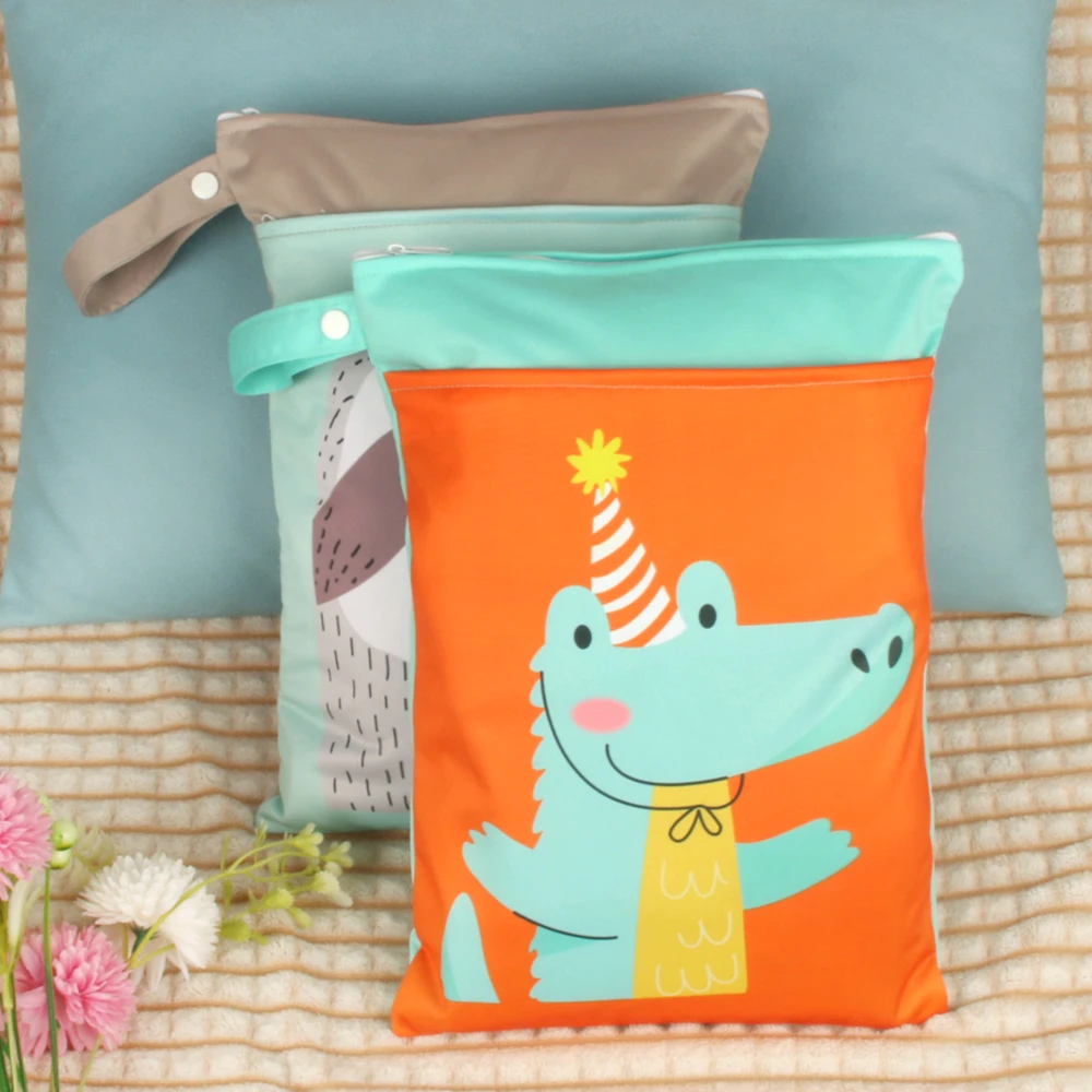 Babyshow 25 x 35 cm Wickeltasche, zwei Reißverschlüsse, Wetbag, wiederverwendbar, wasserdicht, Cartoon-Bär, Einhorn-Druck, nass-trocken, Babytasche mit Griff – Detail 8