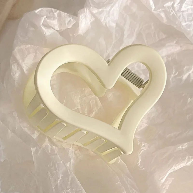 Fermaglio per capelli di squalo medio a forma di cuore semplice e di fascia alta