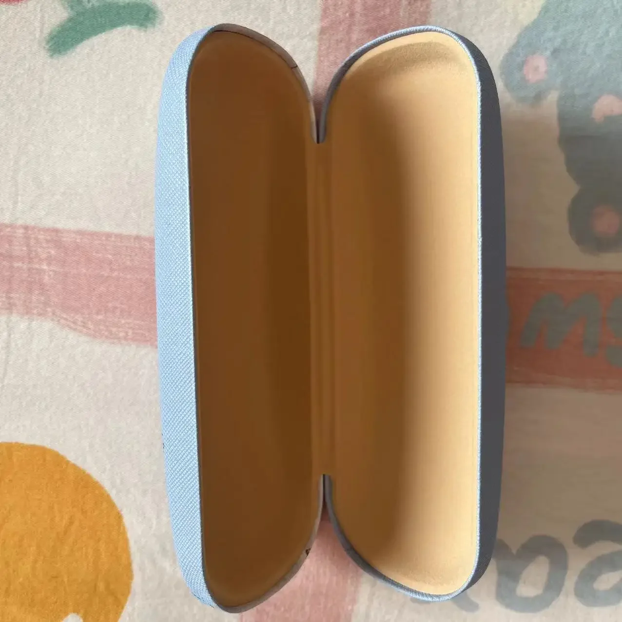 Nuevo estuche para gafas con estampado de puntos, soporte de carcasa dura, caja de almacenamiento para gafas de estudiante, figuras de Anime, estuche para gafas de puntada, regalos para niños