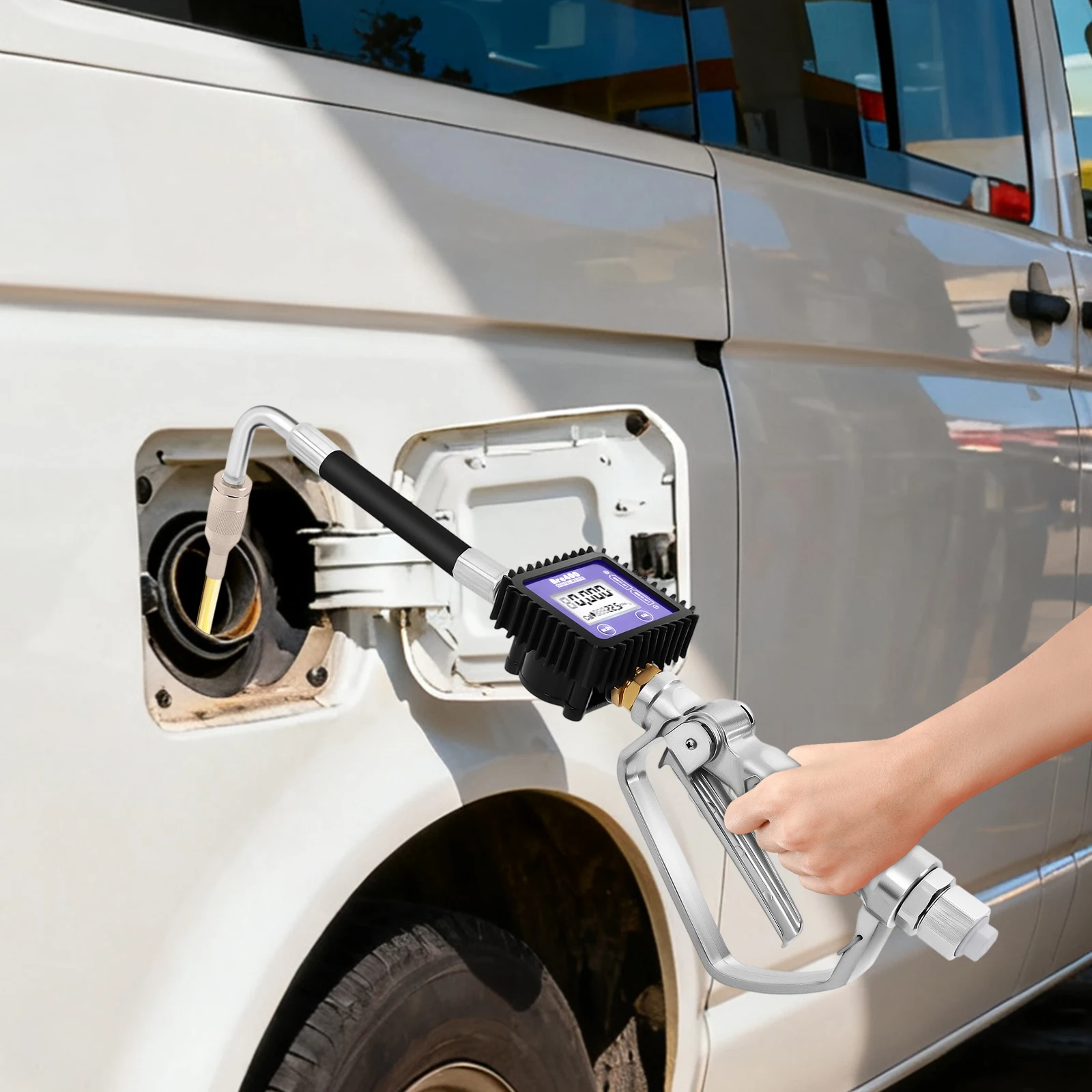 

Oil Fluid Dispenser, Oil Gun with Gauge, Quantitative Fueling Gun LCD Display Screen 360° Rotatable Nozzle Leakage-repellent