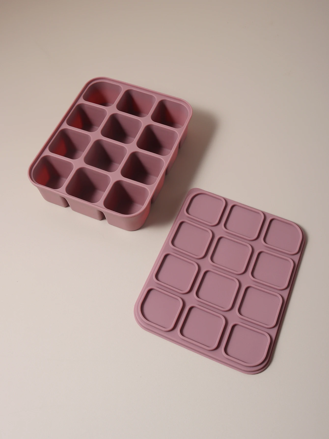 Hot sale 12 grid  Cube Trays For Freezer Ice Ball Maker Mold Mini square Ice Cube Mold with Lid Making