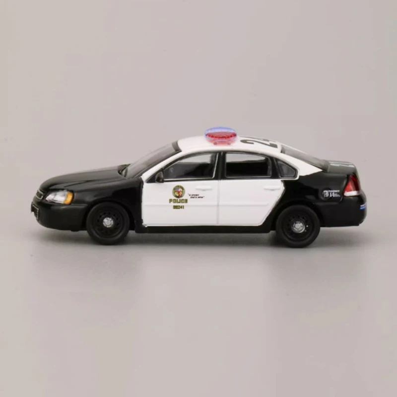 596 Model 1/64 Scale Impala Police Alloy Car Model Classics Adult Souvenir Gift Static Display