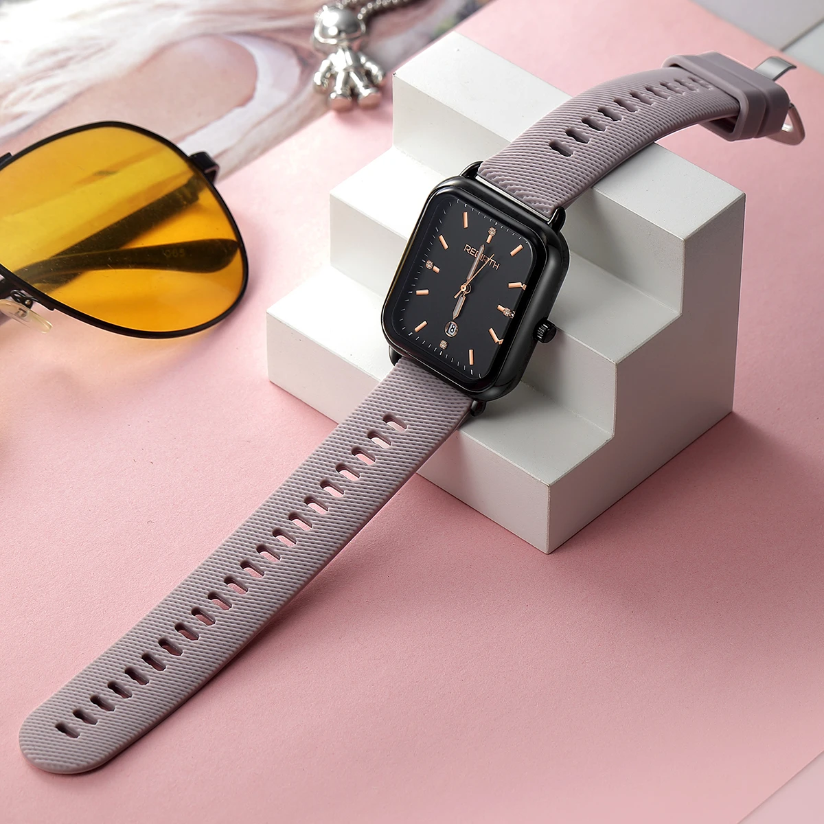 

New Macaron Color Scheme Simple Women's Quartz Watch with Soft Silicone Strap and Calendar, 3Atm Waterproof Casual Daily Wristwatch for Girls