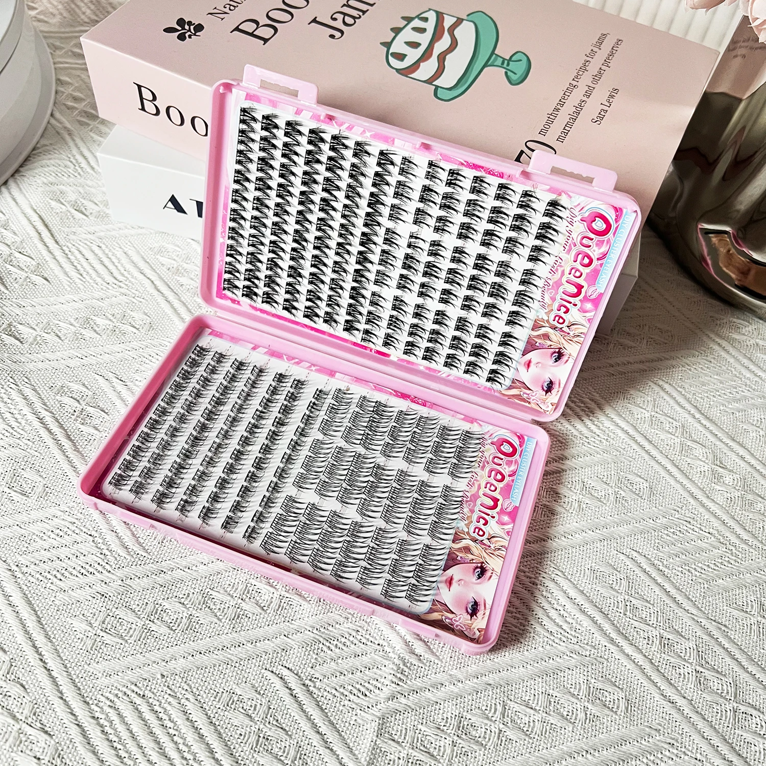 퀸이스 셀프 접착 속눈썹 클러스터 세트 - 접착제 필요 없이 빠른 적용, 4가지 스타일, 재사용 가능, 초보자 친화적