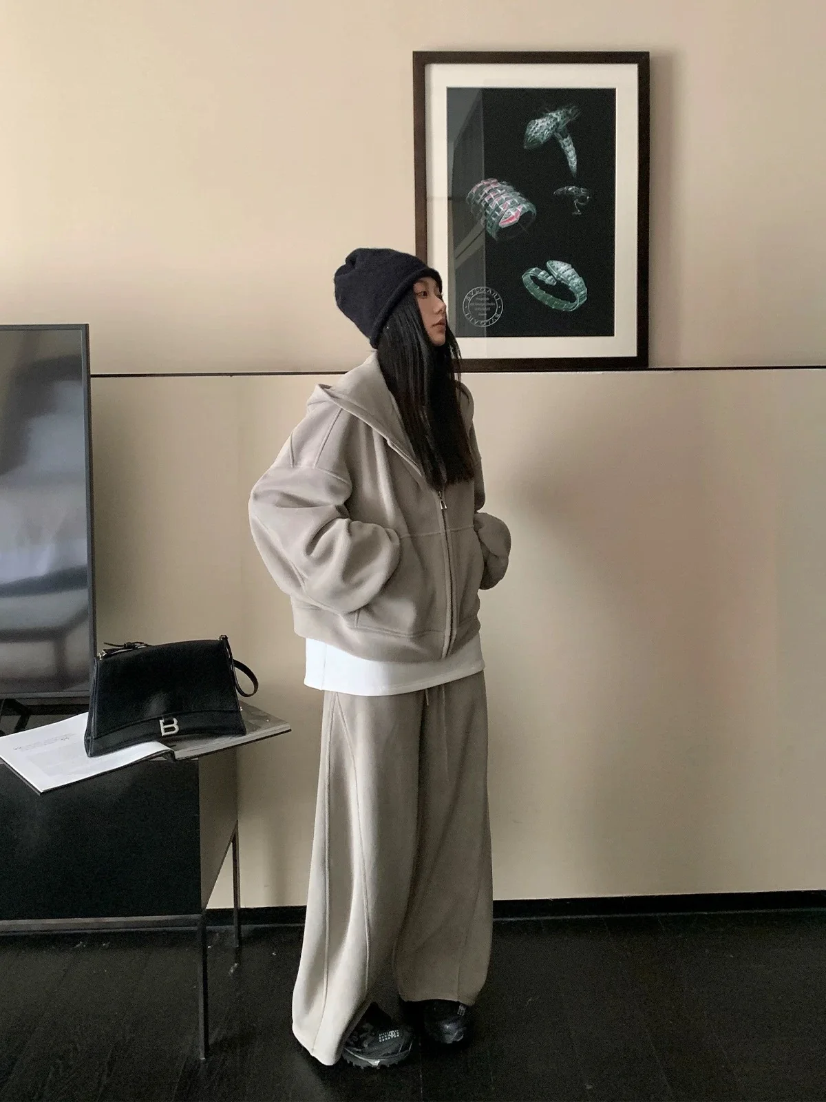 مجموعة ملابس رياضية كاجوال عصرية مقاس كبير للخريف، سويت شيرت نسائي واسع الساق للتخسيس، طقم مكون من قطعتين للفتيات الثقيل...