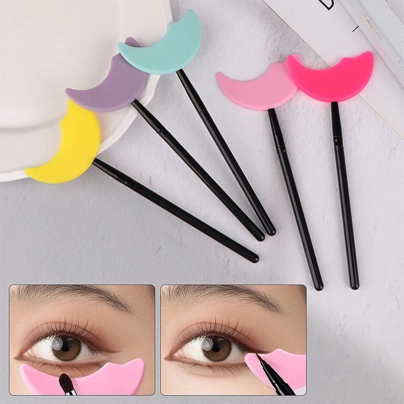 1pcs Silicone Eyeliner Auxiliary Artifact Cosmetic Products To Draw Eyeliner Eyebrow Lipstick Auxiliary Tool