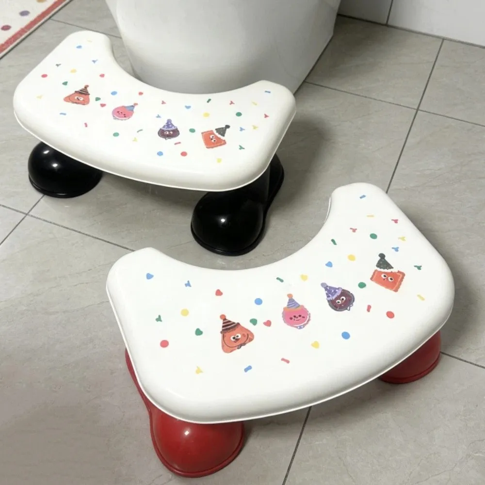 New Cartoon Footrest Toilet Sturdy Non-Slip Toilet Squat Stool Practical Toilet Assistance Step Bathroom Use