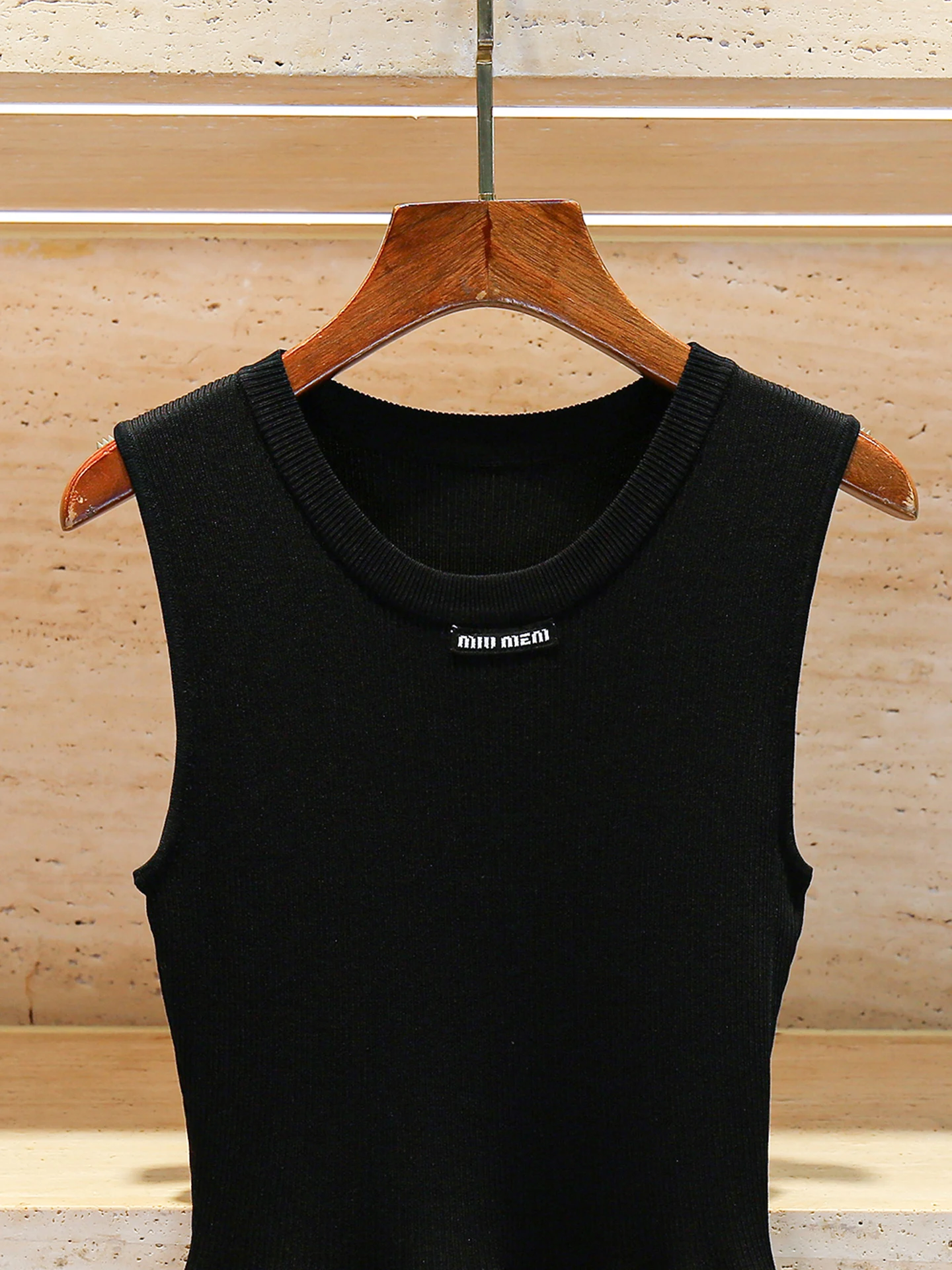 Vestido de Verão de Alta Qualidade em Tricô, Design de Saia em Camadas, Silhueta A-Line Média, Decote Redondo, Vestido Longo ...