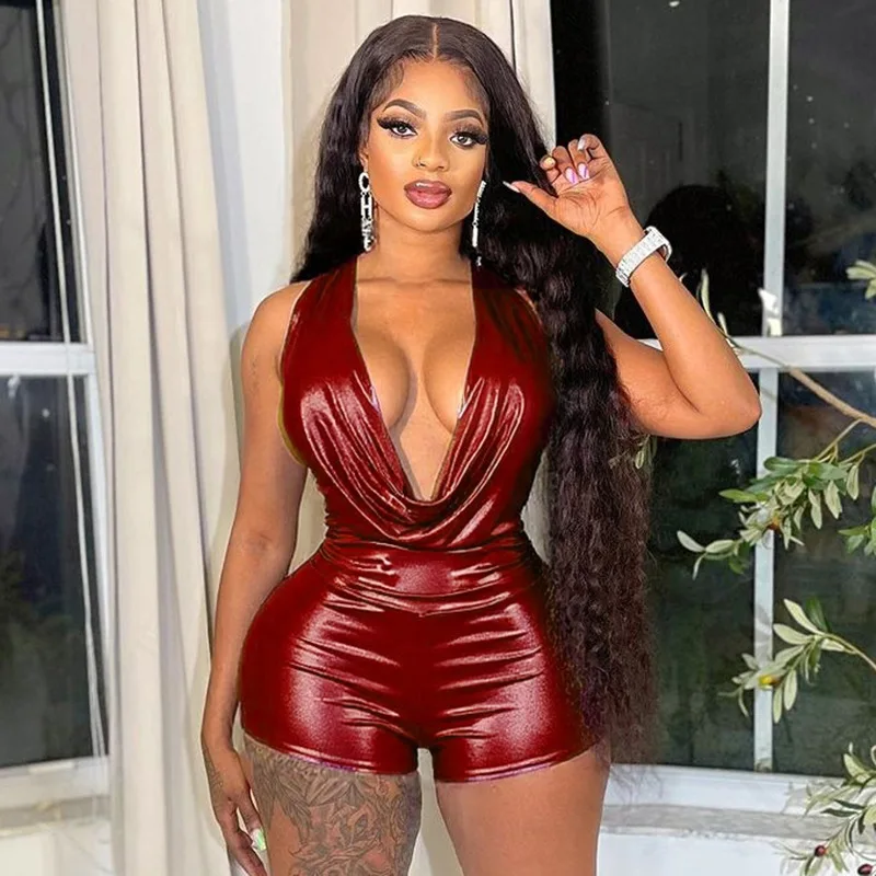 أنيق سيدة بولي Leather الجلود بلايسوت 2025 الصيف النساء الرسن الخامس الرقبة عارية الذراعين Bodycon بلون مثير نادي حفلة سليم السروال القصير