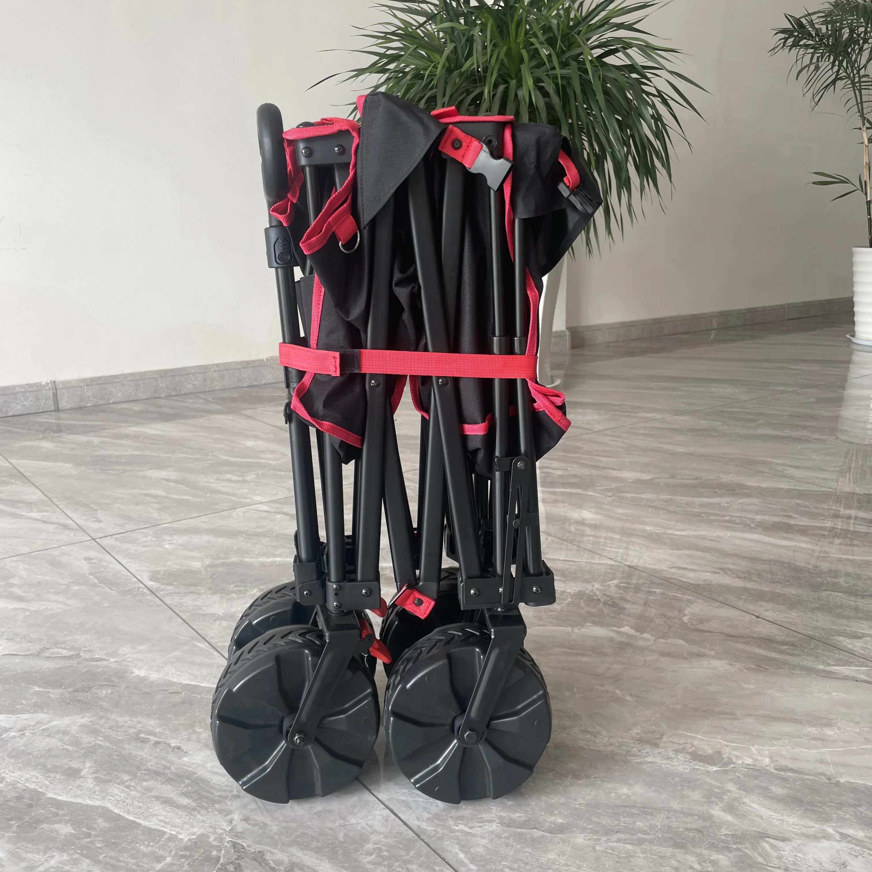 Robuster Klappwagen für den Garten, vierrädriger, faltbarer, tragbarer, faltbarer ATV-Strandwagen, Klappwagen für den Außenbereich
