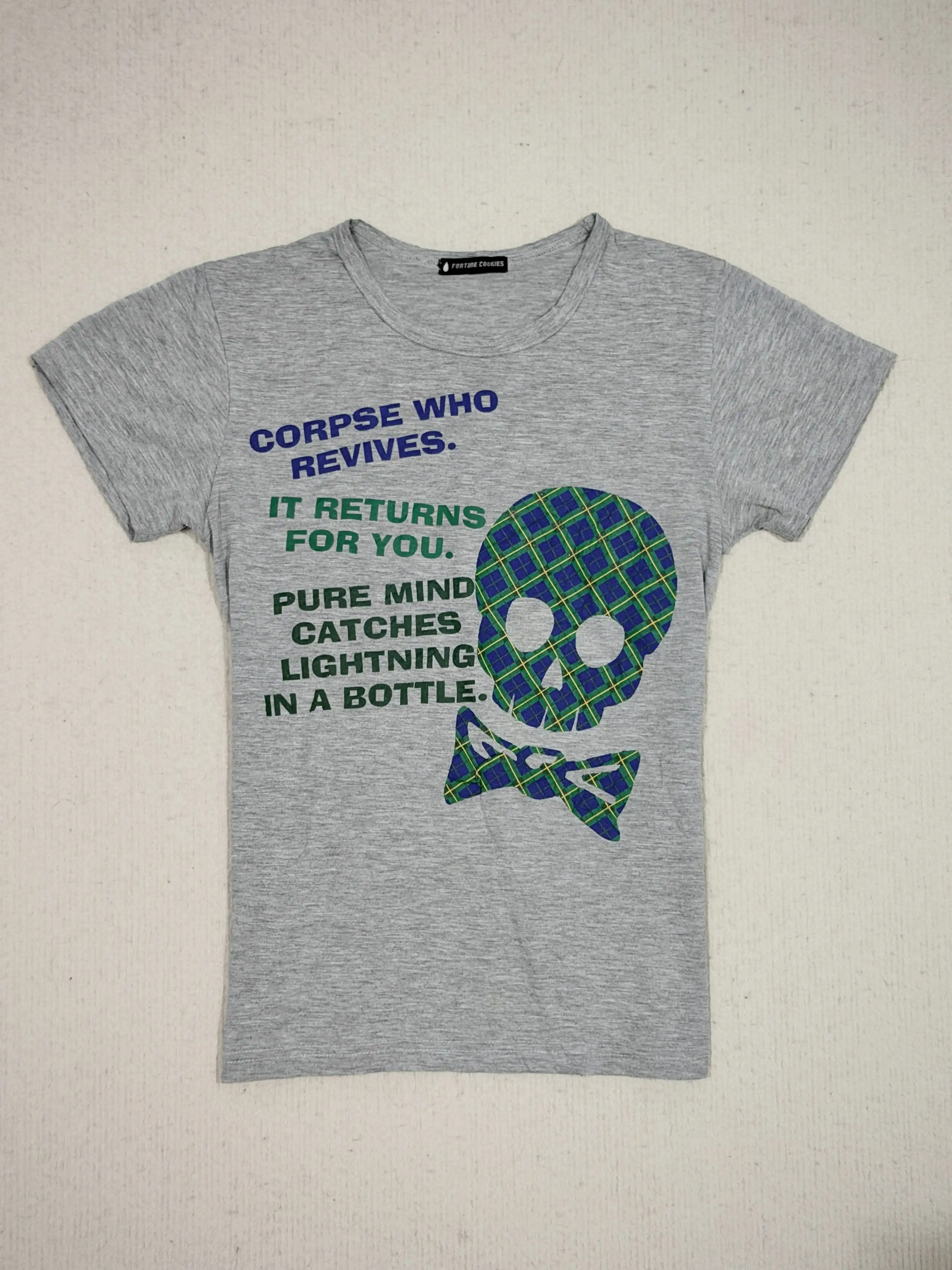 Plaid Skull Bow‑Tie Slogan‑Print Grey Slim‑Fit Short‑Sleeve T‑Shirt Women Crew‑Neck Alt‑Style Top