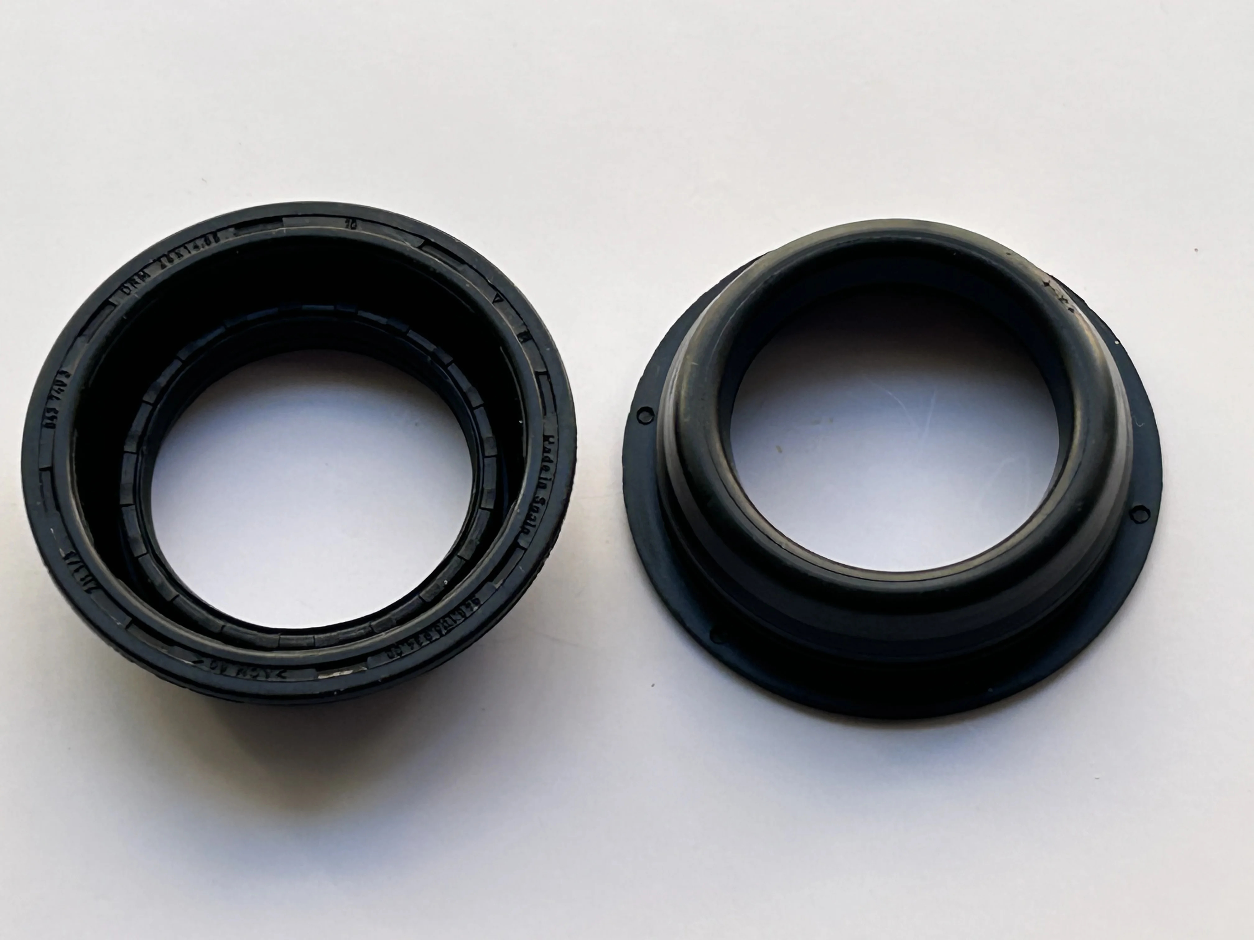 غطاء الصمام طوقا شرارة التوصيل الأختام كام طوقا 94810593400 948 105 934 00 Porsche كايين