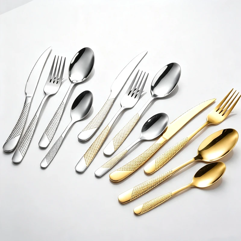 32-piece star pattern tableware set, stainless steel silver/gold tableware, including knives, forks, spoons and other tableware.