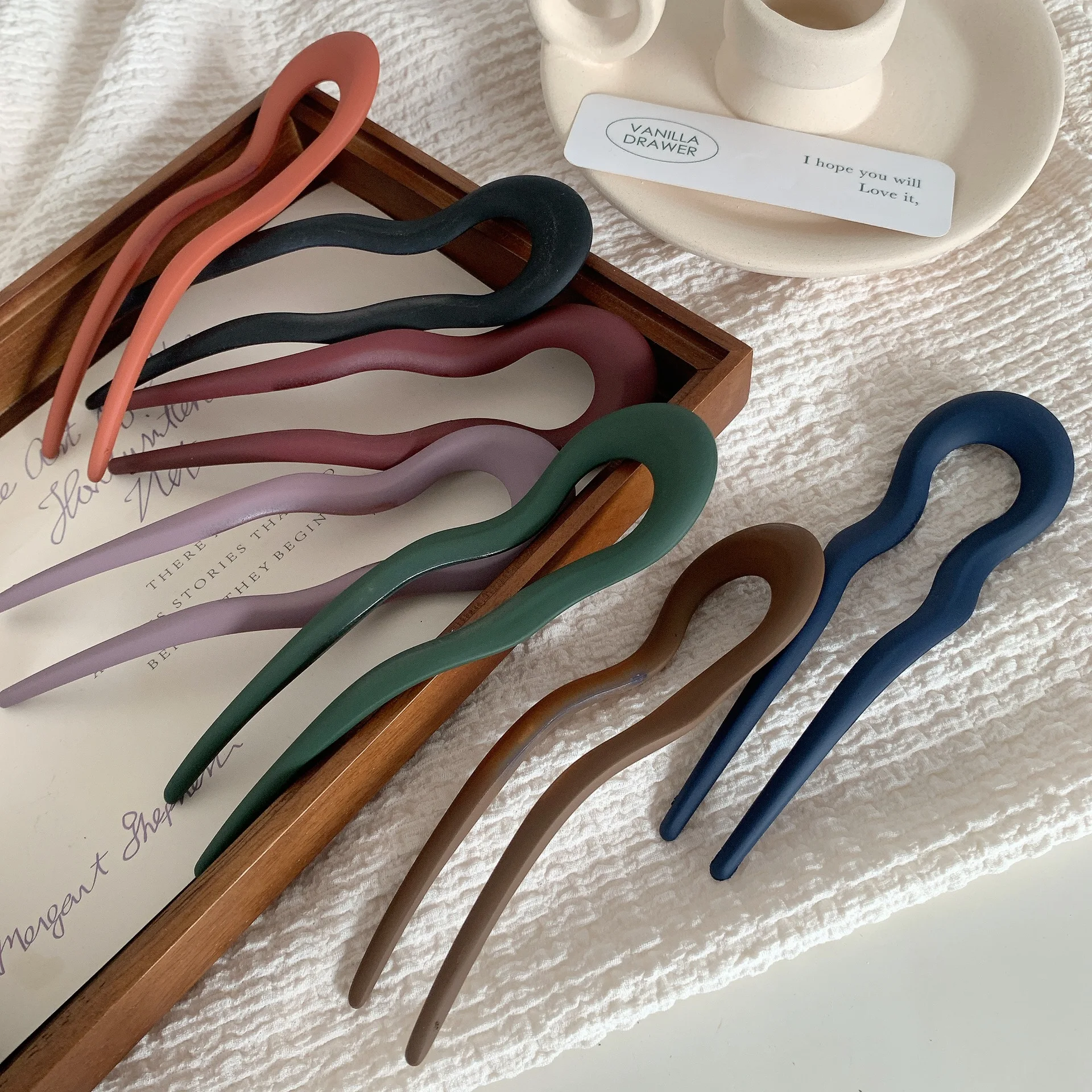 

1/4pcs Frosted Wave Hairpin For Girls Back Of The Head Hair Accessory Retro Versatile U-Shaped Hairpin Suitable For Outdoor