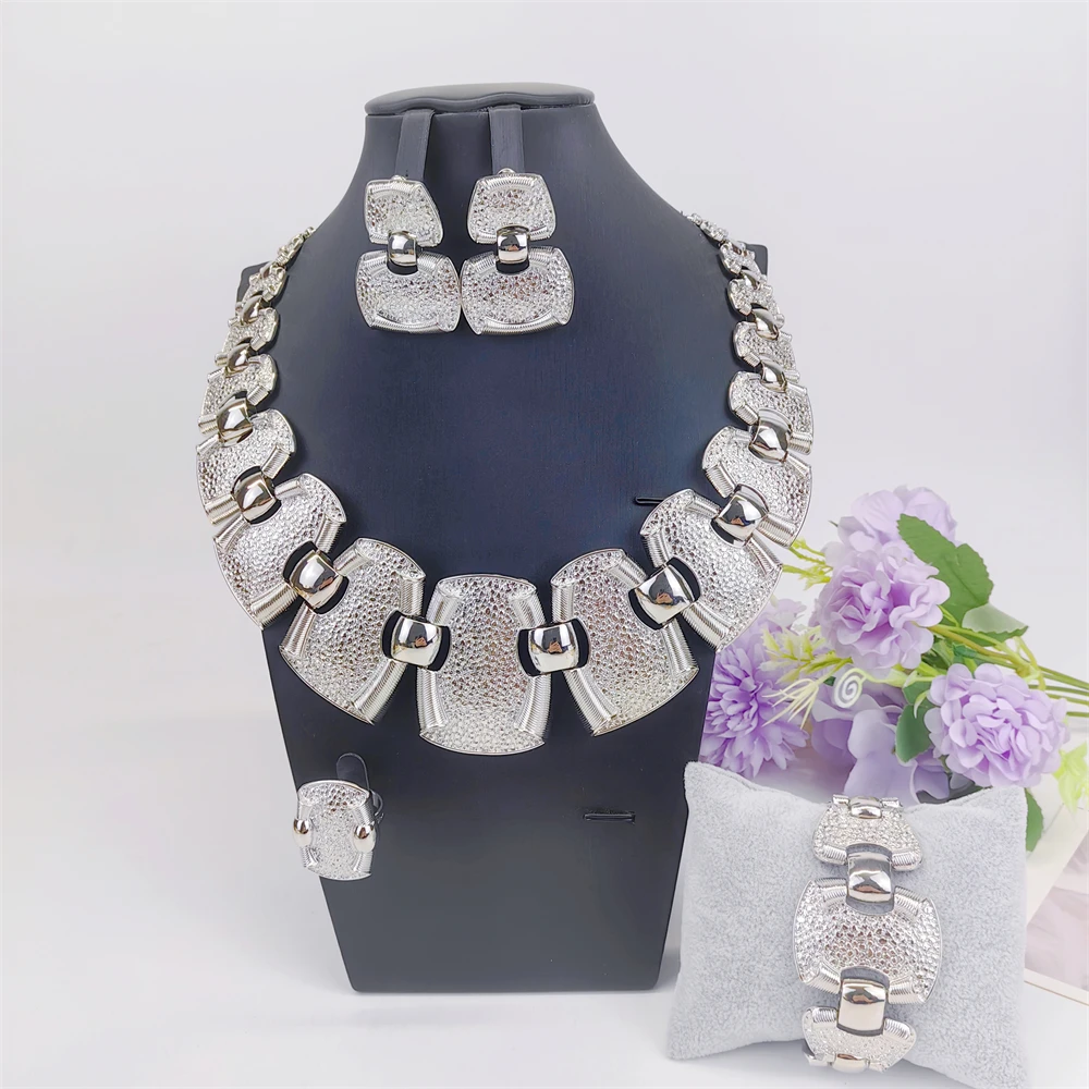 

Оригинальный набор ювелирных украшений из Дубая с позолотой 18K для женщин: изысканное итальянское колье, серьги, браслет, кольцо, подарки для свадьбы и вечеринок.