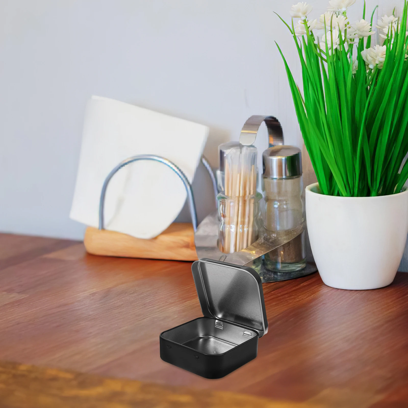 

2Pcs Square Tin Jewelry Boxes Metal Containers Lightweight Storage Bins Retro C Travel Container Gift Packaging