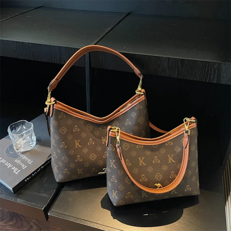 

Popular Classic High-End Leather Women's Tote Bag Luxury Brand Fashionable Elegant Vintage Commuter Daily Bag​
