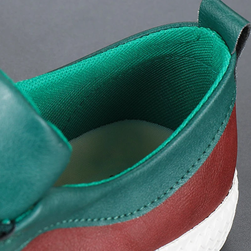 Men's Sneakers High Quality Men Shoes Comfortable Leather Shoes Wear-resistant Plus Size Casual Driving Shoes Hot Sale Moccasins