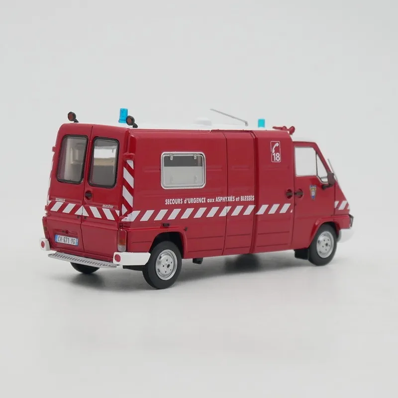 IXO 1:43 Scale French Fire Engine Vehicle Simulation Alloy Car Model Diecast Toy Vehicle Collectible Souvenir