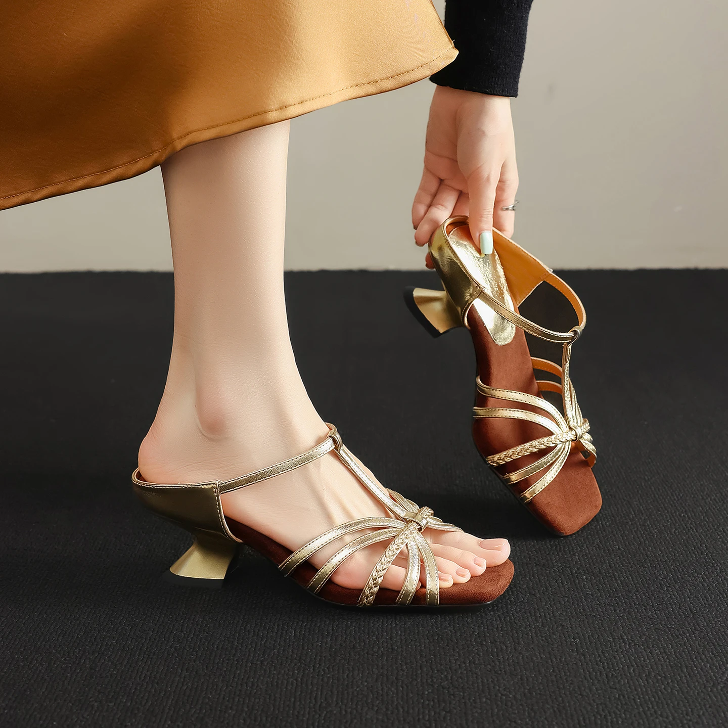 2026 new summer women sandals natural leather 22-25cm cowhide+sheepskin cross-strap mules high heel women slippers fashion
