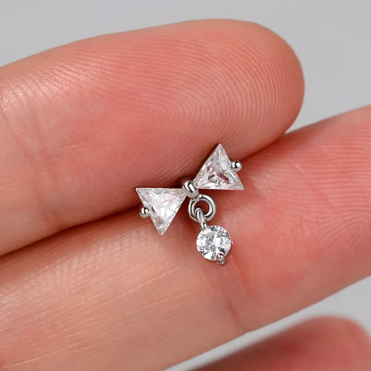 1pc Kristall cz Tragus Helix Piercing Ohr stecker Ohrring für Frauen Turm lappen Knorpel Schmetterling Blatt Blume Ohr Percing edlen Schmuck – Detail 9