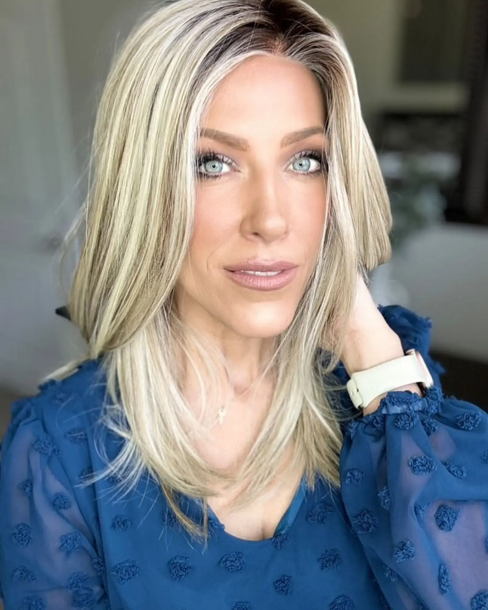 شعر فاخر طبيعي مستقيم الاصطناعية الدانتيل الباروكات أمامي أومبير الكتف الرماد شقراء الاصطناعية الدانتيل الباروكات أمامي ألياف سمراء #4