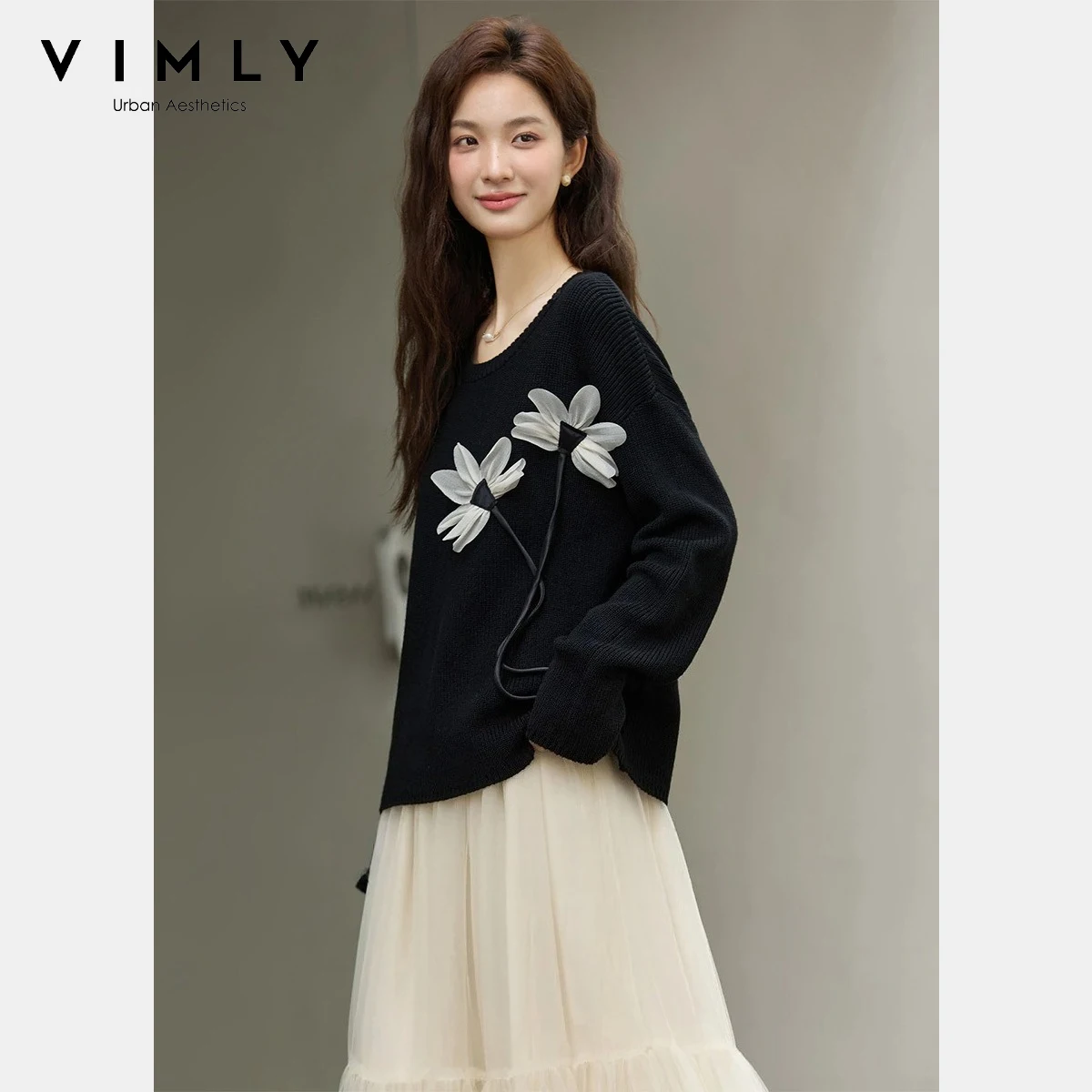 

VIMLY Elegant Women's Sweaters 2025 Simple 3D Flower Thick Knit Knitwear Winter Round Neck High Elasticity Lady Clothing 75276