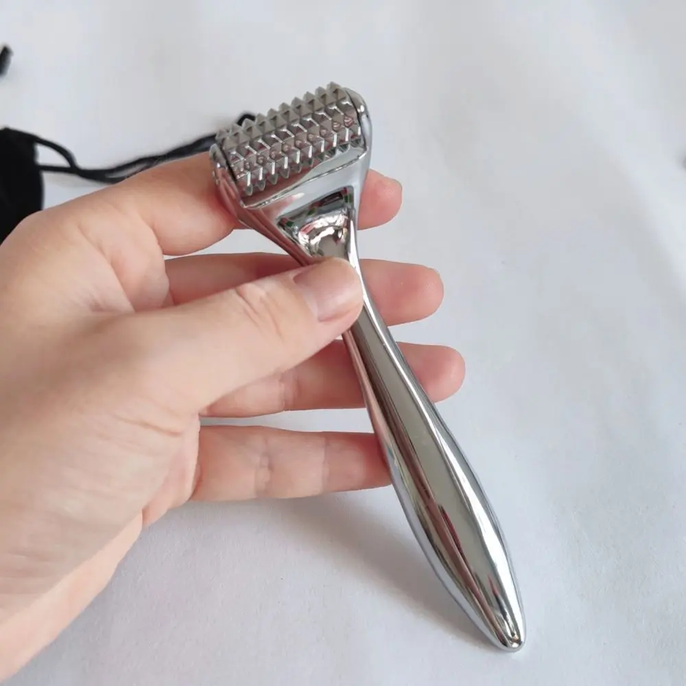 Manual V Shape Face Roller Massager Metal Lifting Beauty Tool For Facial Slimming Skin Care Tightening Equipment view 3