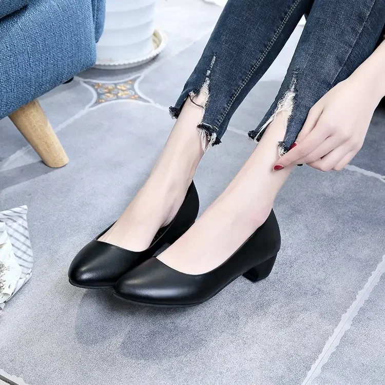 Fashion Women Mid Heel Pumps 2023 New Women Shoes Classic Black Thick Heel High Heels Shoes for Work Ladies Shoes