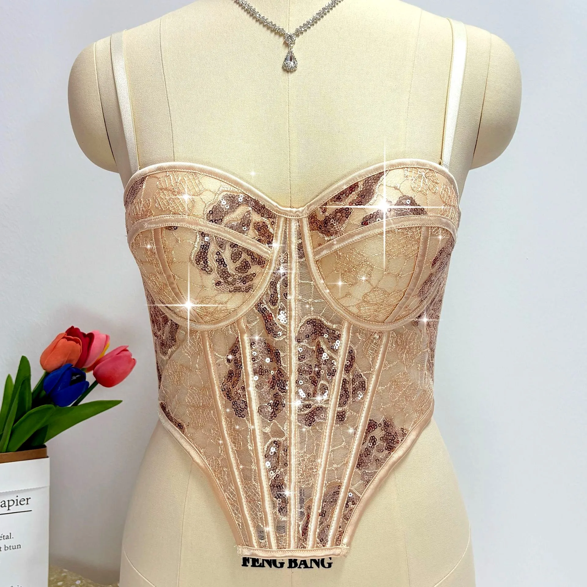 

Кружевной женский корсет с блестками и блестками, элегантный блестящий женский бюстье для девочек, тонкая вечерняя одежда, женский короткий милый топ для коррекции фигуры