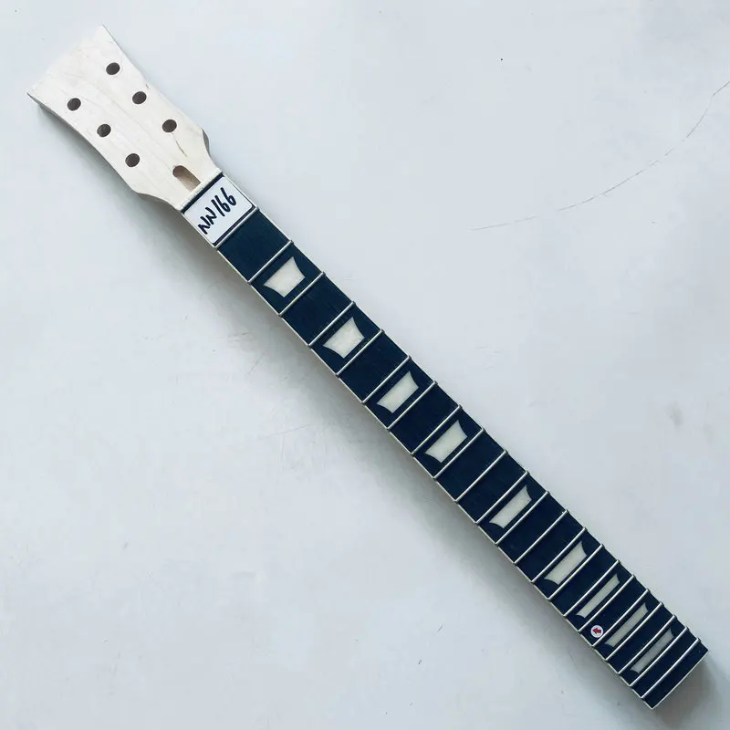 

NN166 индивидуальный заказ, незавершенная правая рука, 22 лада, гриф электрогитары, клен, палисандр, замена и повреждения поверхности своими руками и грязный