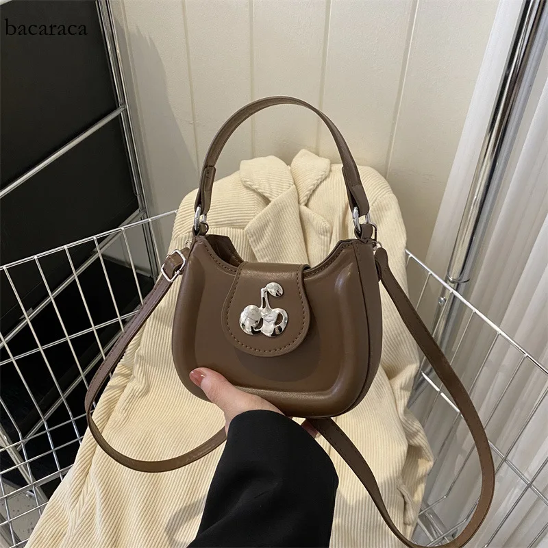 Winter Personalized Crossbody Casual New Moon Bag Fashion Classics Chain Simple Shoulder Women's Bags for Women