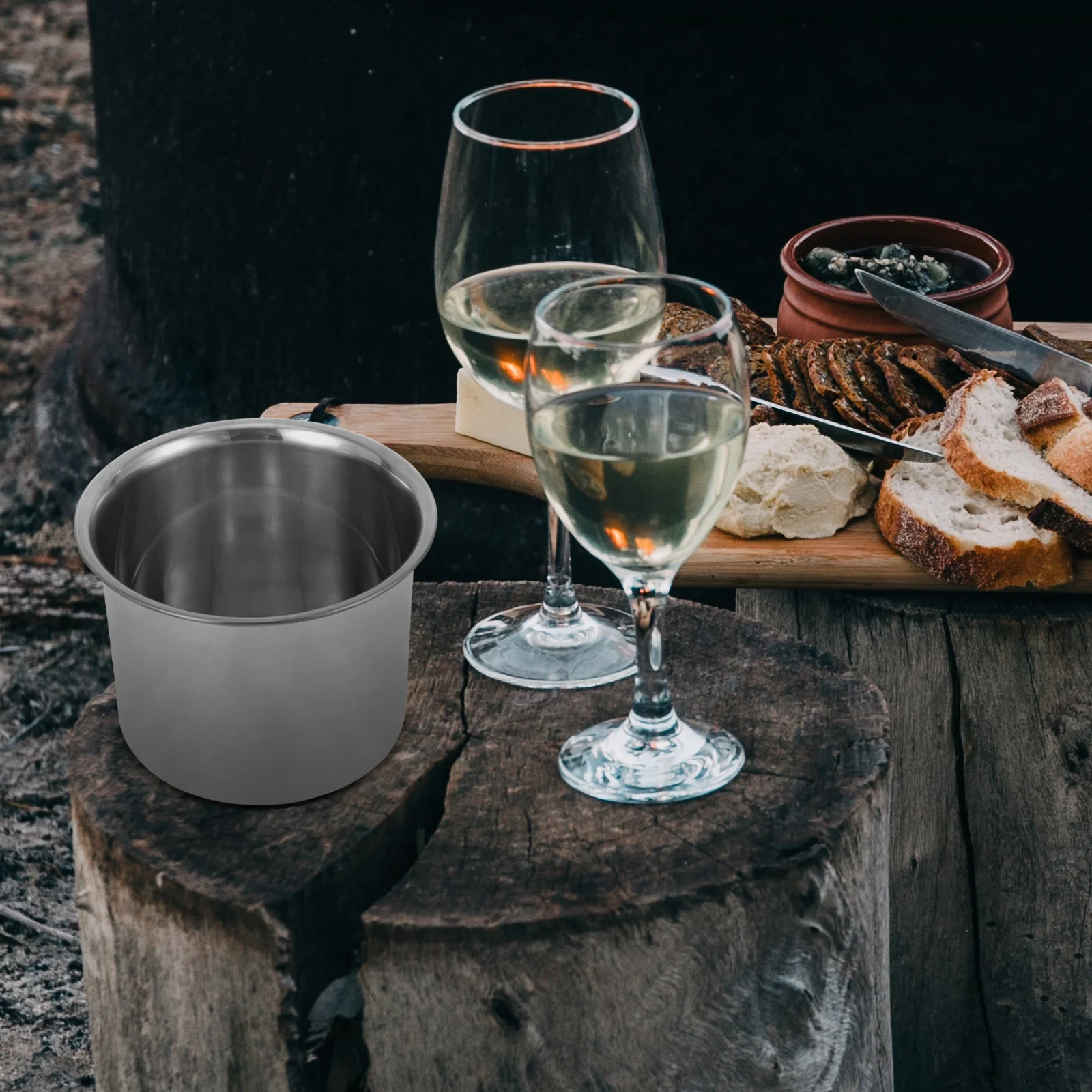 

4Pcs Kitchen Canisters Stainless Steel Condiment Jars Easy to Use for Salt Pepper Agar Neat Convenient Spices Jars