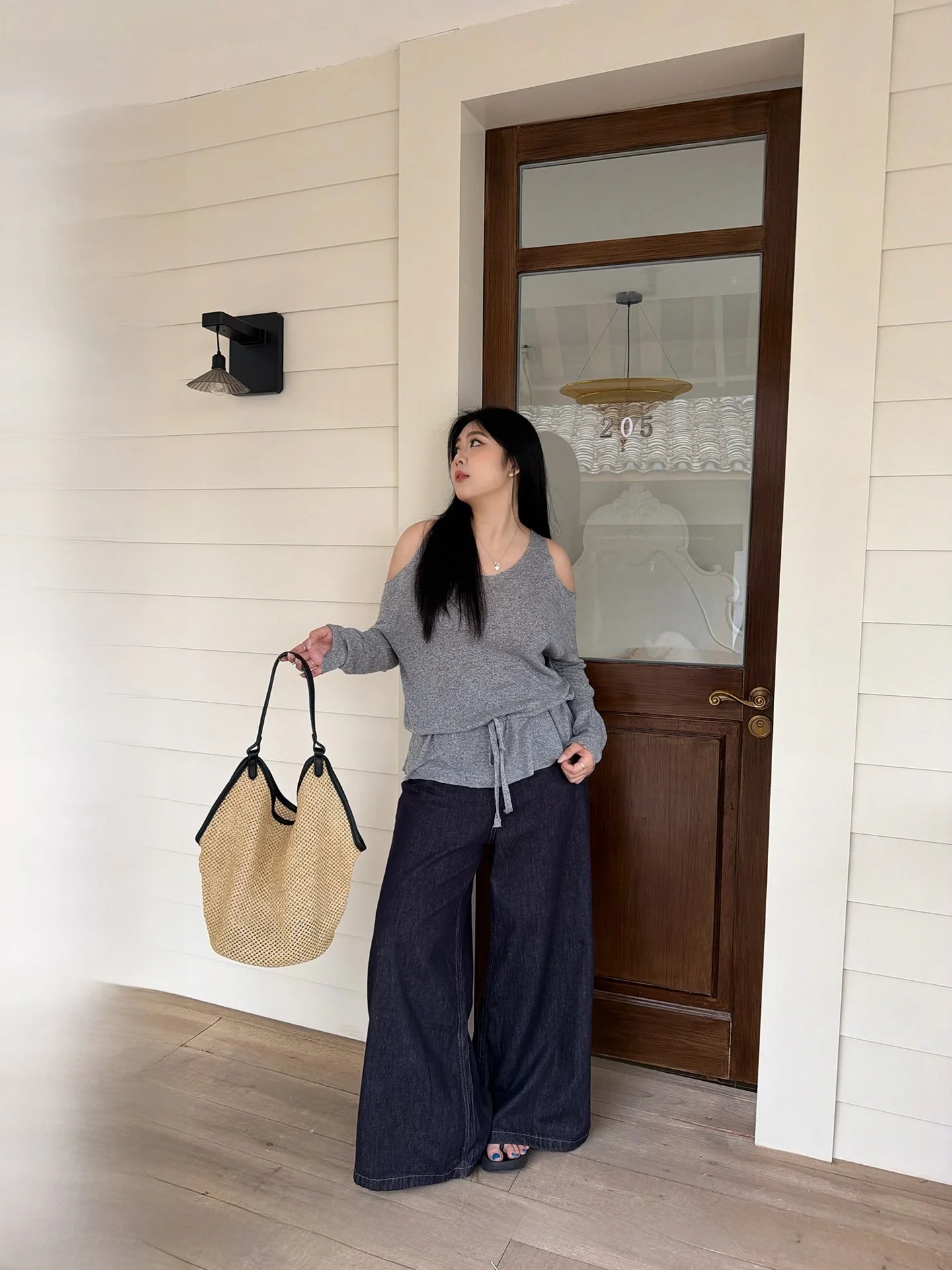 

Джинсы NINI ONE с высокой талией и широкими штанинами, стройнящие, скрывающие бедра, больших размеров, универсальные, прямого кроя, однотонные, средней длины, для женщин