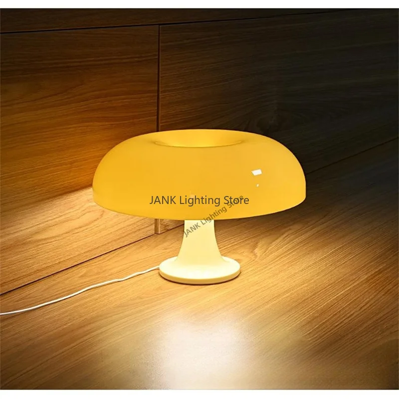 Lampe de table de chambre à coucher à LED, design italien, minimalisme moderne, éclairage décoratif de bureau, chevet, salon, etc.