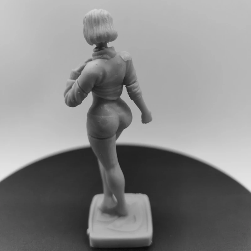 Resin Figure Smart and Sexy Velma 1/24 Scale 80mm Vertical Height Art Model Unassembled Dioramas Unpainted Statue Toys