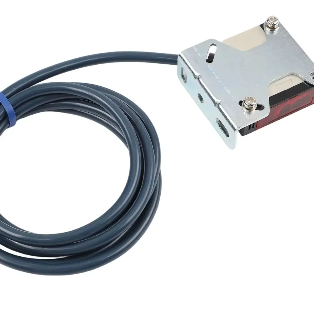 Diffuse Reflective Infrared Sensor Photoelectric Switch AC90-250V 4m Detection Range For Industrial Automation Control System