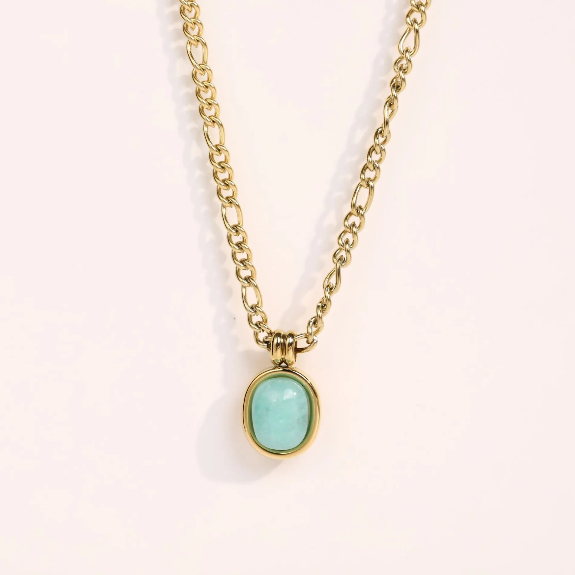 

Fashion INS Mint Green Natural Stone Necklace Elliptical Azonite Collarbone 18k Gold Plated Chain Titanium Steel