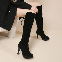 Nowe buty damskie Wysoki obcas Chunky Heel Średnie sznurowane buty rycerskie Zimowe seksowne czarno-białe buty do kolan