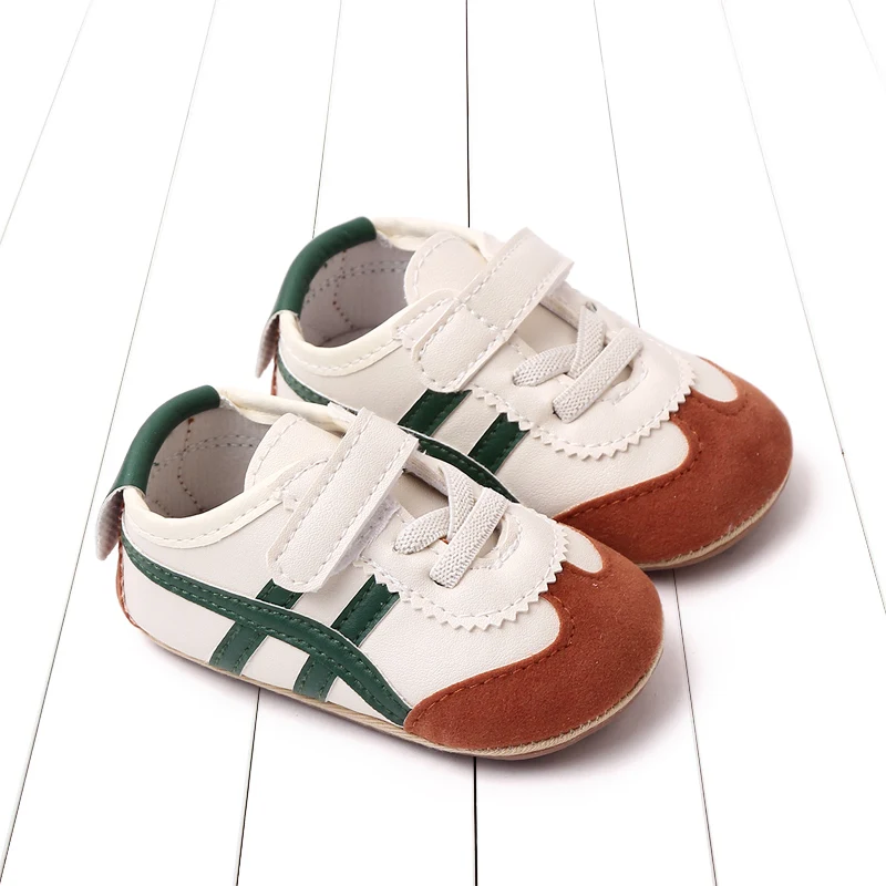 Infant Boys Girls Sneakers Casual contrasto colore Stripe Print PU Leather suola in gomma scarpe neonato antiscivolo Soft Baby