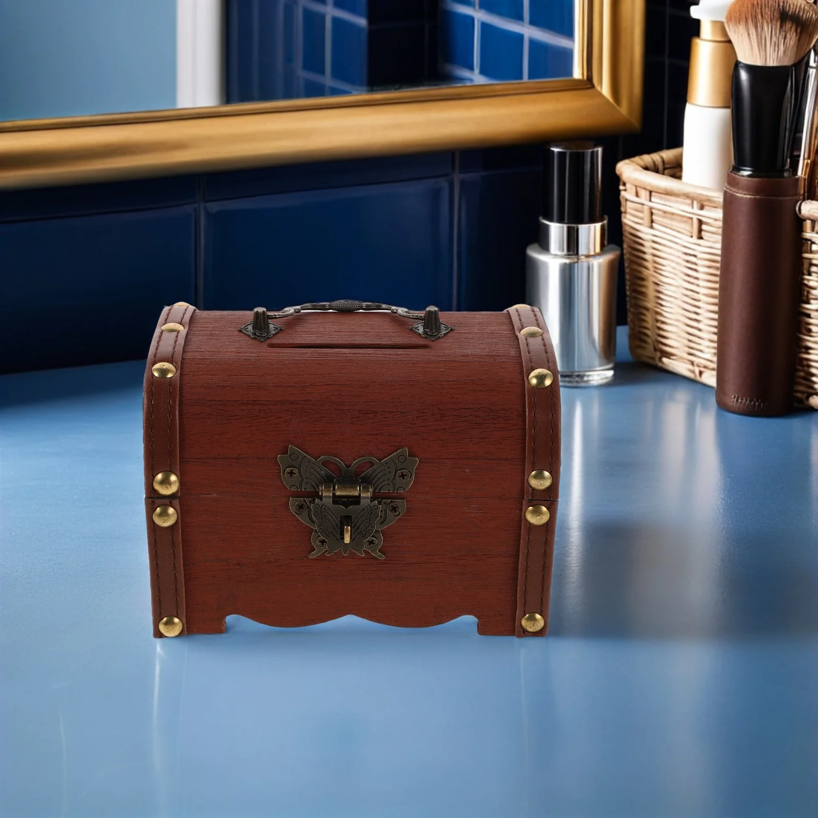 Wooden Treasure Chest Piggy Bank Handcrafted Rustic Money Saving Box Lockable Vintage Coin Bank For Adults Decorative