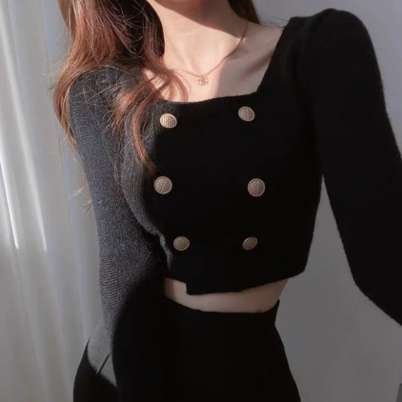 

French Retro Autumn Winter New Korean Design Sense Double-breasted Square Collar Short Sweater Knitted Top Women