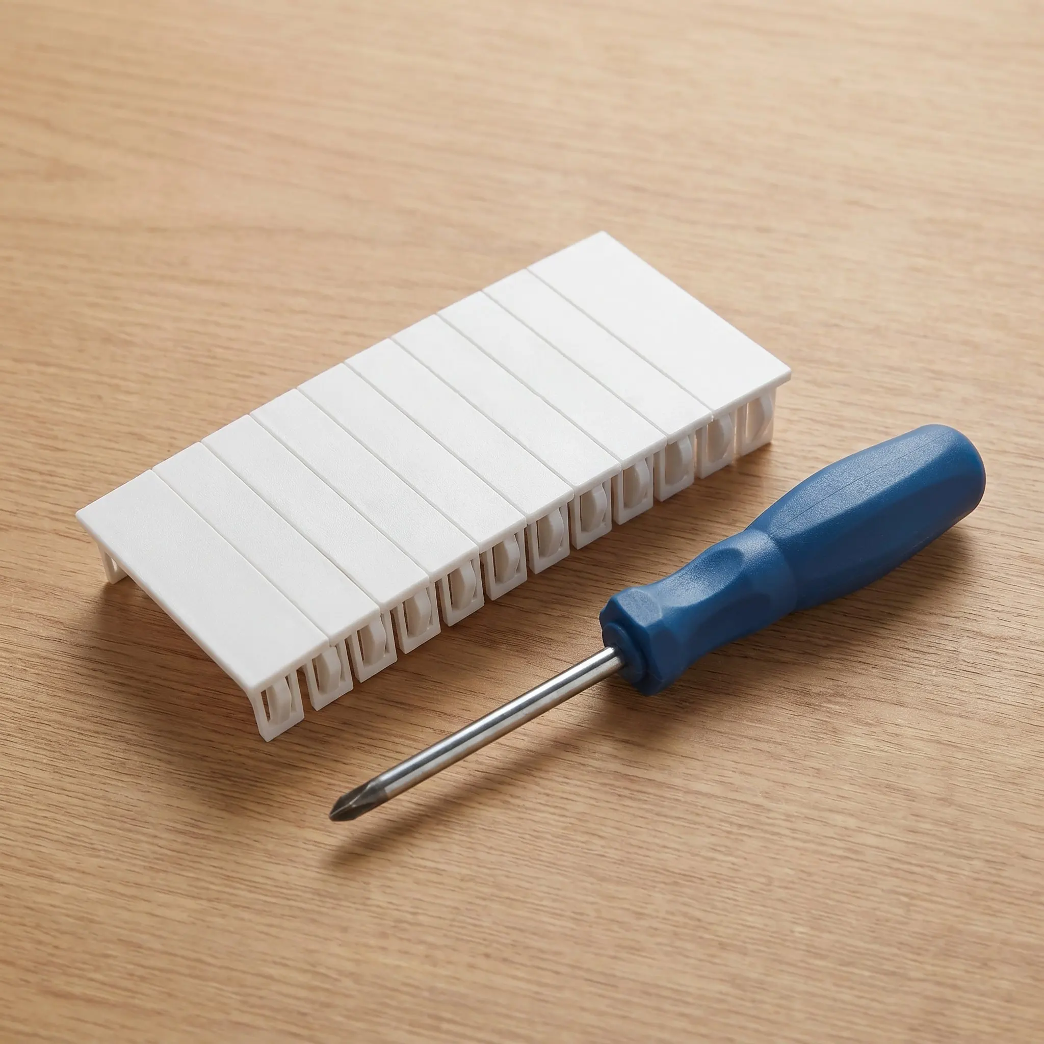 10Pcs Breaker Filler Plate ABS Plastic Flame Retardant Snap Household Wall Distribution Box Circuit Breaker Slot Cover