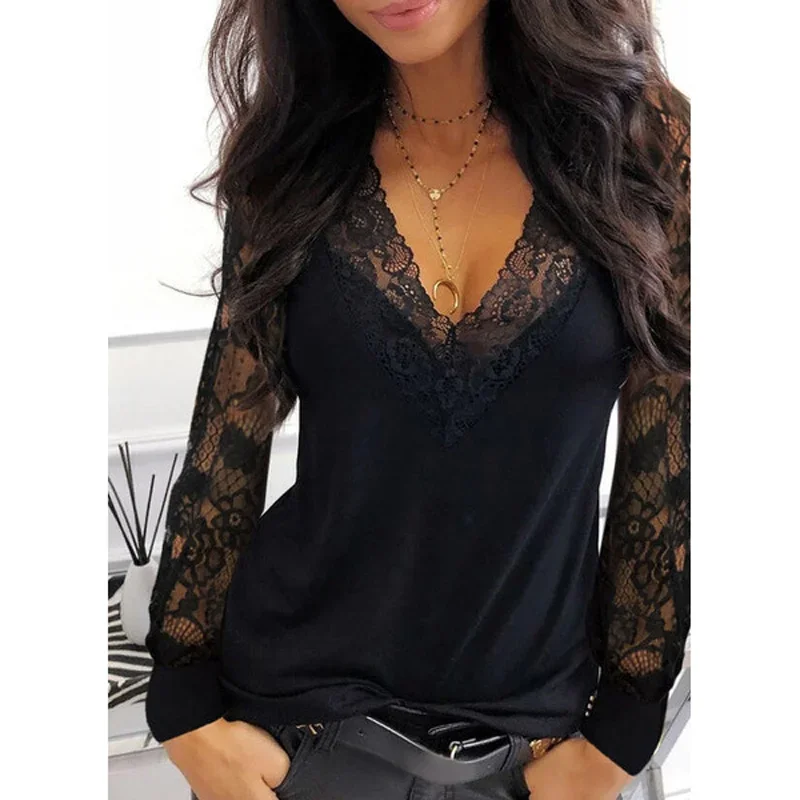 Ladies Sexy Fashion Lace Stitching Hollow Shirt 2022 Spring/Summer White Black V-Neck T-Shirt